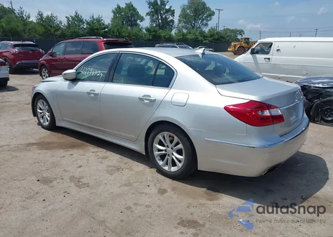 2013 Hyundai Genesis 3.8 from USA, damaged, VIN KMHGC4DD7DU235791